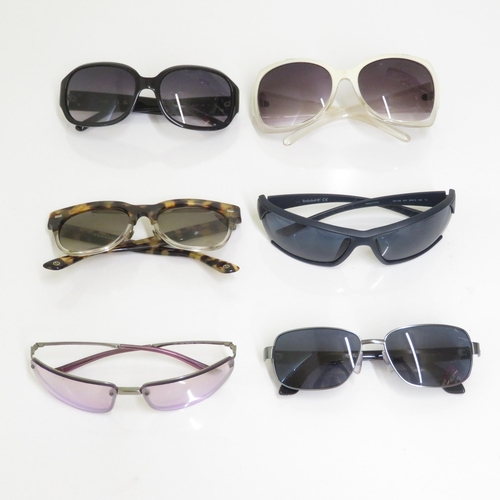 470 - 6 x Designer Sunglasses including  Guess / Gucci / Timberland / Calvin Klein