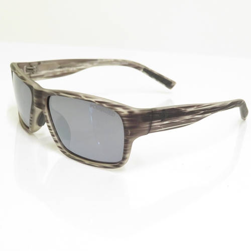 471 - 6 x Designer Sunglasses including  Oakley / Bvlgari / Converse / Guess / Police / Gucci