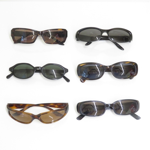 473 - 6 x Designer Sunglasses including Calvin Klein / Bolle / Gucci / Ralph Lauren