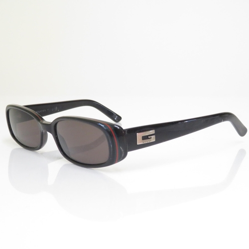 473 - 6 x Designer Sunglasses including Calvin Klein / Bolle / Gucci / Ralph Lauren