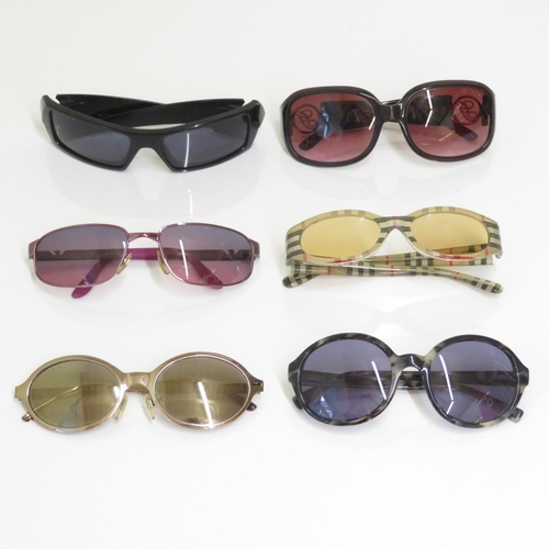 475 - 6 x Designer Sunglasses including Oakley / Guess / Burberry / Emporio Armani / Fossil