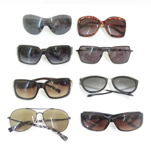 481 - 8 x Designer Sunglasses including Alexander McQueen / Mango / Dryberg Kern / Oscar De La Renta / Ste... 