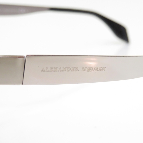 481 - 8 x Designer Sunglasses including Alexander McQueen / Mango / Dryberg Kern / Oscar De La Renta / Ste... 