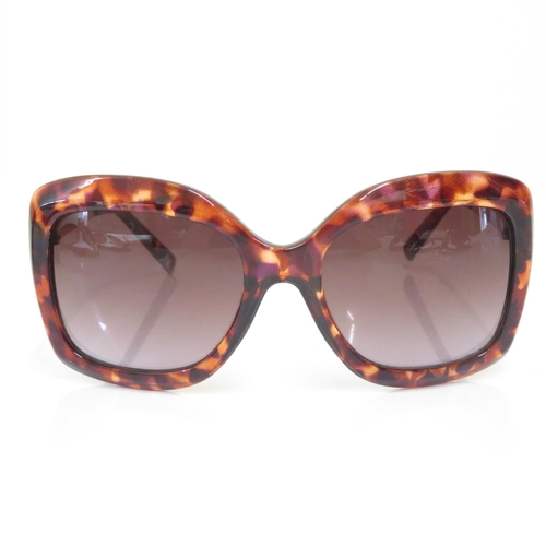 481 - 8 x Designer Sunglasses including Alexander McQueen / Mango / Dryberg Kern / Oscar De La Renta / Ste... 