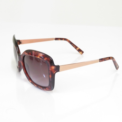 481 - 8 x Designer Sunglasses including Alexander McQueen / Mango / Dryberg Kern / Oscar De La Renta / Ste... 