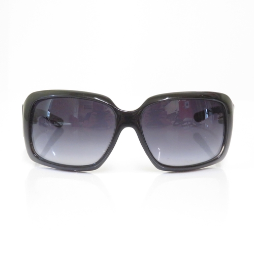 481 - 8 x Designer Sunglasses including Alexander McQueen / Mango / Dryberg Kern / Oscar De La Renta / Ste... 