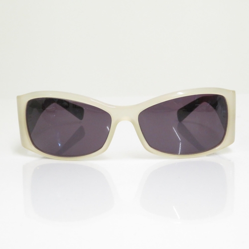 484 - 8 x Designer Sunglasses including Lanvin / Oscar / Foster Grant / Amanda Wakeley / Catherine Malandr... 