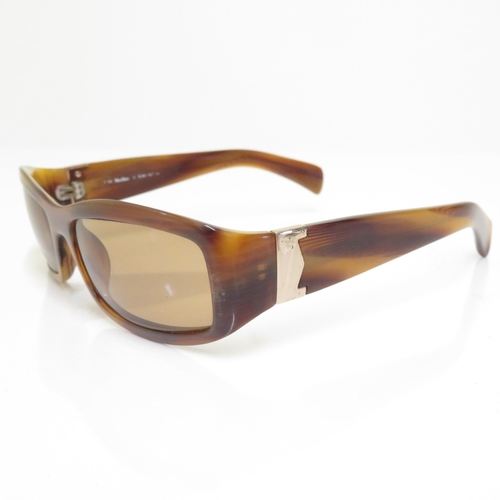 484 - 8 x Designer Sunglasses including Lanvin / Oscar / Foster Grant / Amanda Wakeley / Catherine Malandr... 