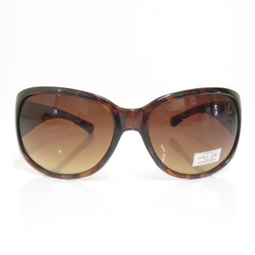 484 - 8 x Designer Sunglasses including Lanvin / Oscar / Foster Grant / Amanda Wakeley / Catherine Malandr... 