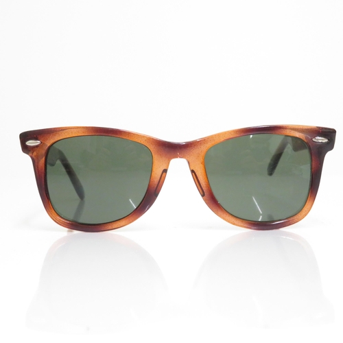 486 - 8 x Designer Sunglasses including Givenchy / Steve Madden / Tom Ford / Bruce Oldfield / Oliver / Fen... 