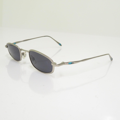 487 - 8 x Designer Sunglasses including AJ Morgan / Foster Grant / Karl Lagerfield / Coyote