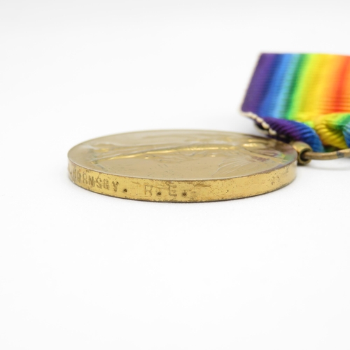 393 - Boxed WWI medal pair named WR 200688 Spr. E. A. Hornsby R.E. 40
