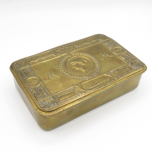 400 - WWI 1914 Princess Mary Christmas Tin