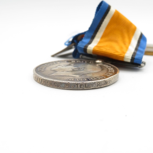 401 - WWI Medal Pair named J 70784 S.W.C. Matthews B. Tel R.N.