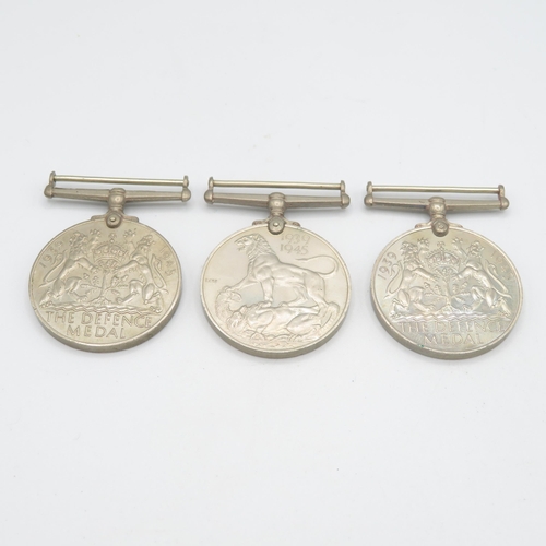 408 - 12 x WWII medals inc. Defence and War 1939-45 stars