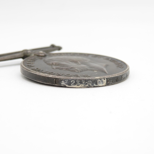 413 - 2X WWI medal pairs named P-1470 Pte. F. Anstiss Rofle Brigade L-32318 Dvr W.F. ard R.A.