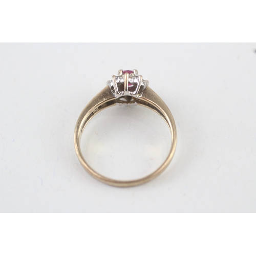 16 - 9ct gold diamond & ruby cluster ring (2.5g) Size  O