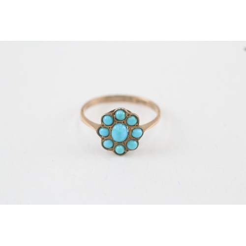 23 - 9ct gold antique turquoise oval cluster ring (1.5g) Size  M