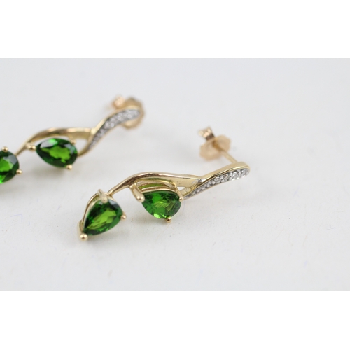 24 - 9ct gold diamond & diopside drop earrings (2.3g)