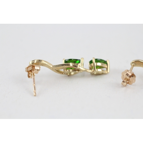 24 - 9ct gold diamond & diopside drop earrings (2.3g)