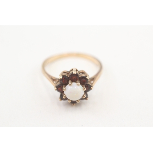 241 - 9ct gold garnet & opal floral cluster ring (2.8g) Size  P