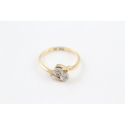 246 - 18ct gold single cut diamond two stone ring (2.6g) Size  M 1/2