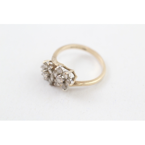 249 - 9ct gold cubic zirconia floral toi et moi ring (3g) Size  M