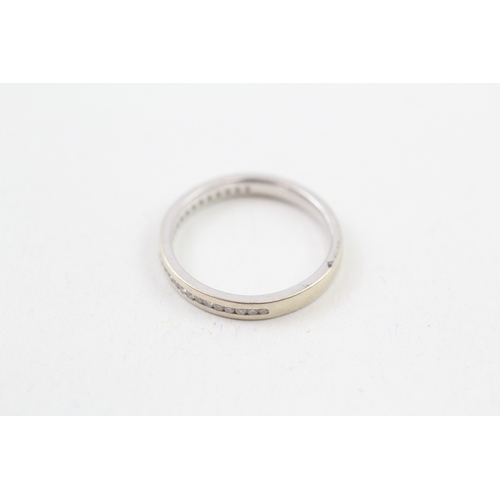 251 - 18ct white gold diamond half eternity ring (2.5g) Size  L