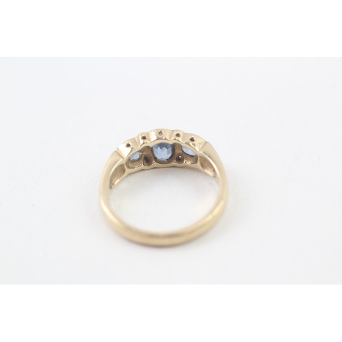 260 - 9ct gold diamond & sapphire seven stone ring (3.3g) Size  N