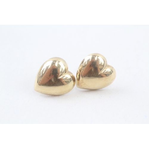 267 - 9ct gold heart stud earrings (1.7g) Size  N