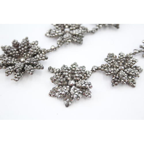 302 - Antique cut steel necklace (48g)