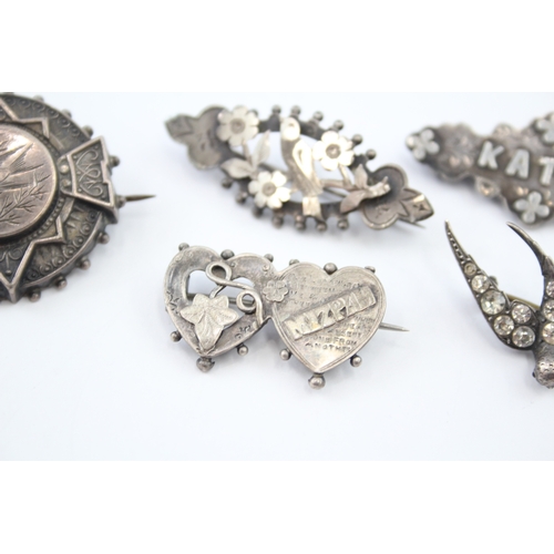 344 - Five silver Victorian brooches including sweetheart (18g)