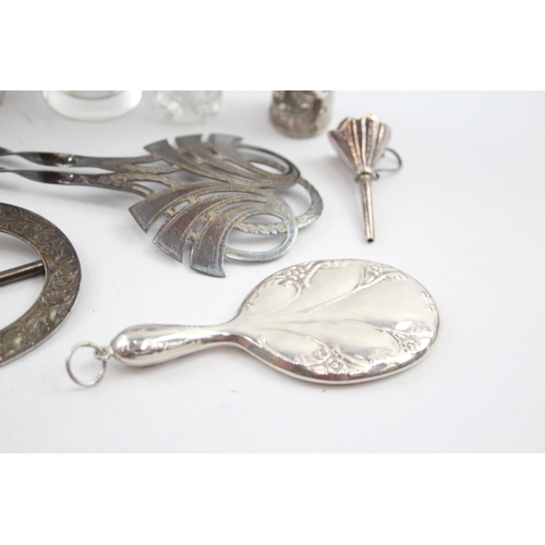 389 - Miscellaneous Silverware