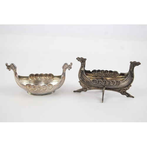 394 - 2 x Vintage .830 & .925 Sterling Novelty Viking Long Boat Condiment Dishes (35g)