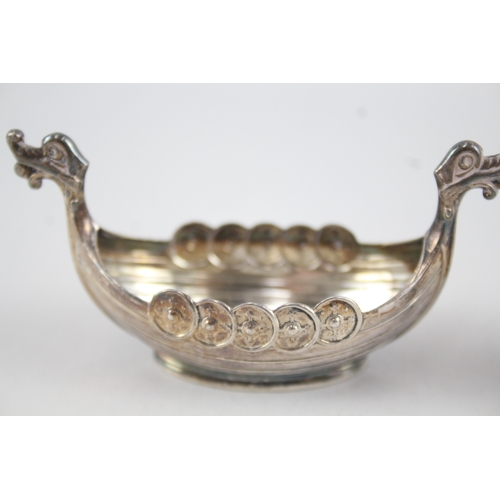 394 - 2 x Vintage .830 & .925 Sterling Novelty Viking Long Boat Condiment Dishes (35g)