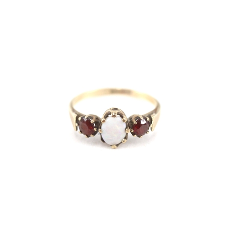 46 - 9ct gold garnet & opal three stone ring (1.5g) Size  L