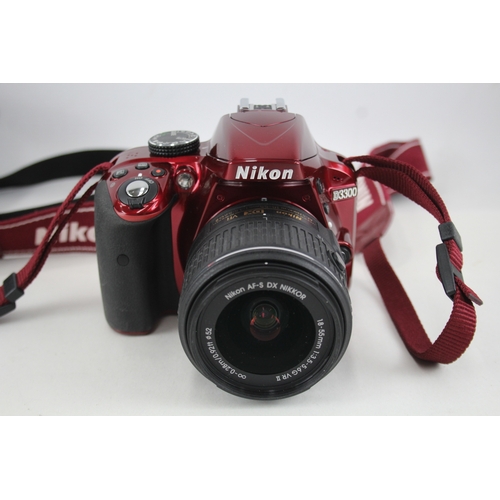 499 - Nikon D3300 DSLR Digital Camera Working w/ Nikon AF-S Nikkor 18-55mm & Case