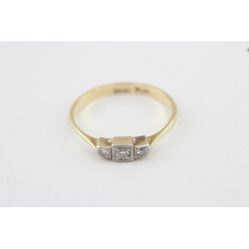 5 - 18ct gold & platinum old cut diamond three stone ring (2.2g) Size  O