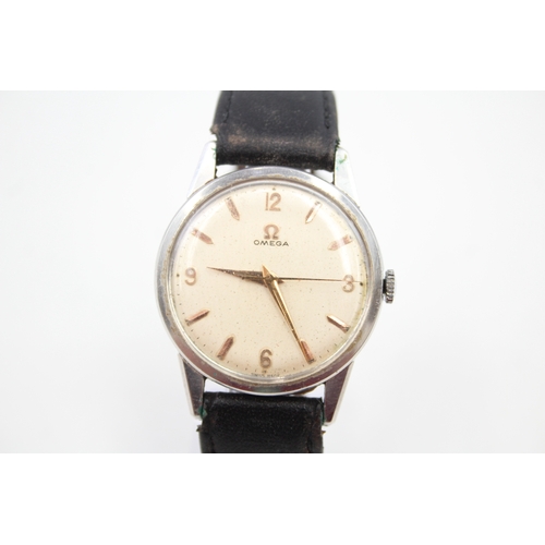 526 - Men's Vintage 1960s Omega Watch Hand-Wind Working