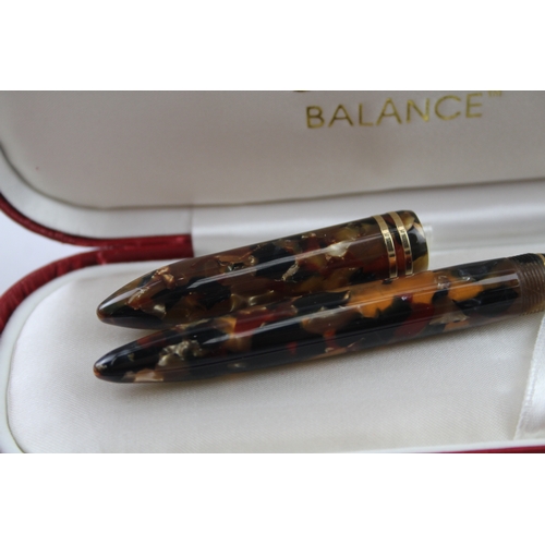 539 - Sheaffer Balance Brown Resin Fountain Pen w/ 18ct Feather Touch Gold Nib WRITING