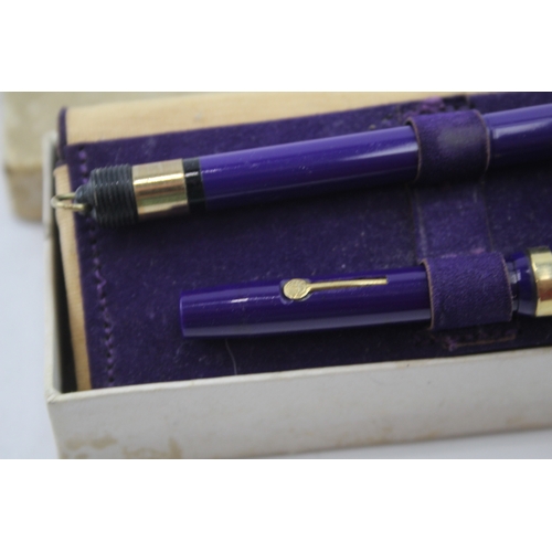 542 - Vintage Conway Stewart Dinkie 526C Purple Fountain Pen w/ 14ct Gold Nib WRITING