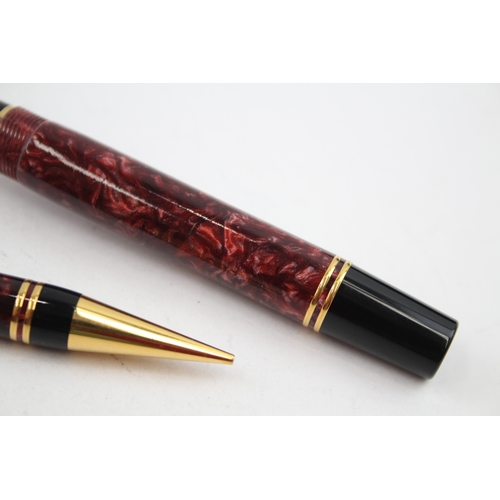 544 - Parker Duofold Special Burgundy Lacquer Fountain Pen w/ 18ct Gold Nib WRITING