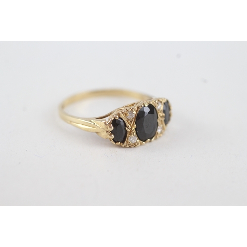 72 - 9ct gold diamond & sapphire seven stone ring (2.5g) Size  O 1/2