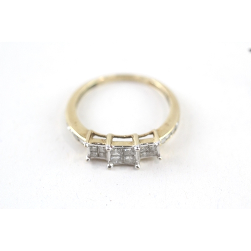 9 - 9ct gold diamond square shaped cluster ring (1.7g) Size  N 1/2