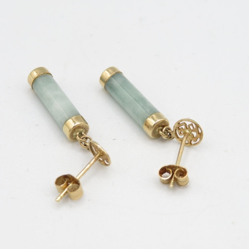 102 - 9ct gold jade drop earrings with scroll backs (1.6g)