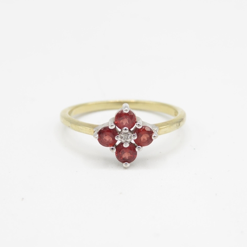 137 - 9ct gold diamond & garnet five stone cluster ring (1.4g) Size  M 1/2