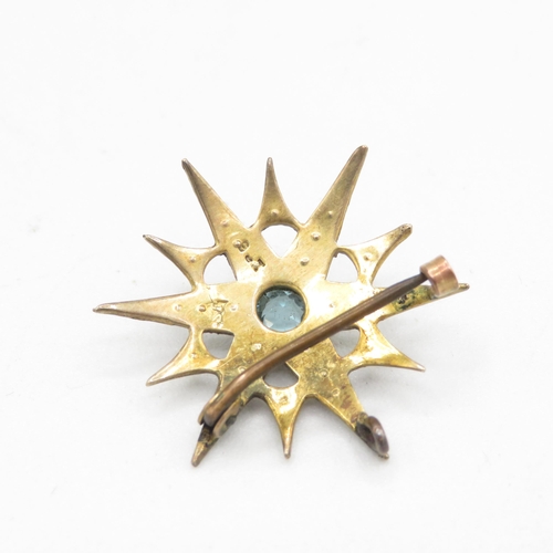 145 - 9ct gold antique blue paste & seed pearl starburst brooch with base metal pin (1.9g)