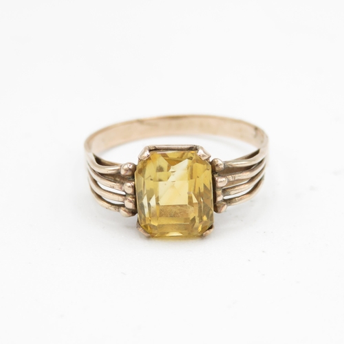 169 - 9ct gold citrine single stone ring (2.5g) Size  R 1/2