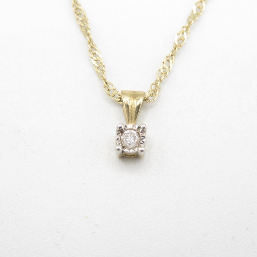 33 - 9ct gold round diamond single stone pendant necklace (2.1g)