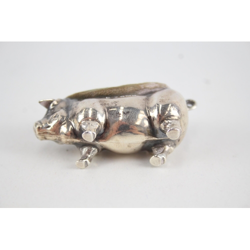 395 - Antique 1918 Birmingham Sterling Silver Novelty Pig Pin Cushion (13g)